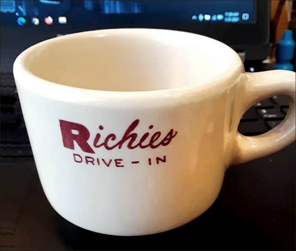 Richies Drive-In - Mug (newer photo)